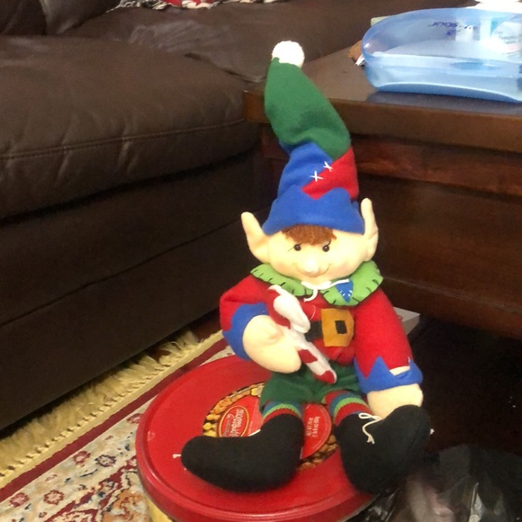 Hobby Lobby Elf - Picture 4 of 12